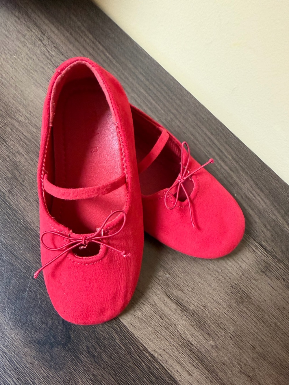 Zara Girls Red Velvet Ballet Flats Bow Mary Jane EU 25 Toddler 8